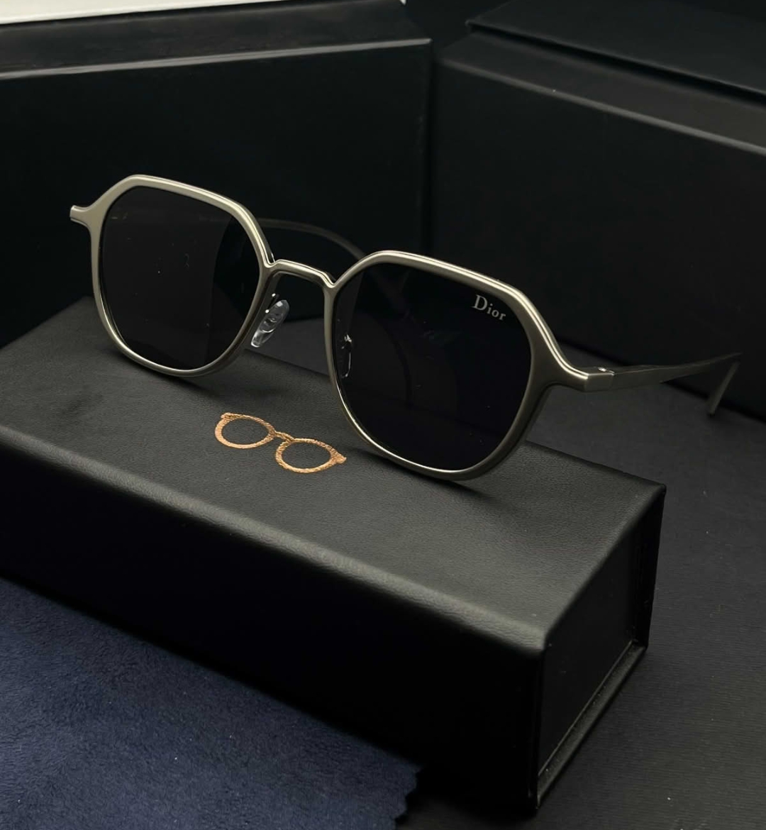 সানগ্লাস